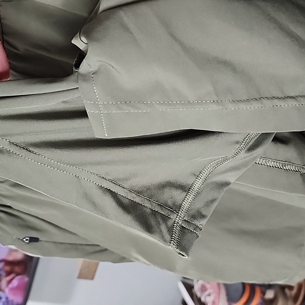 XERSION RUNNING SHORTS - Picture 2 of 3